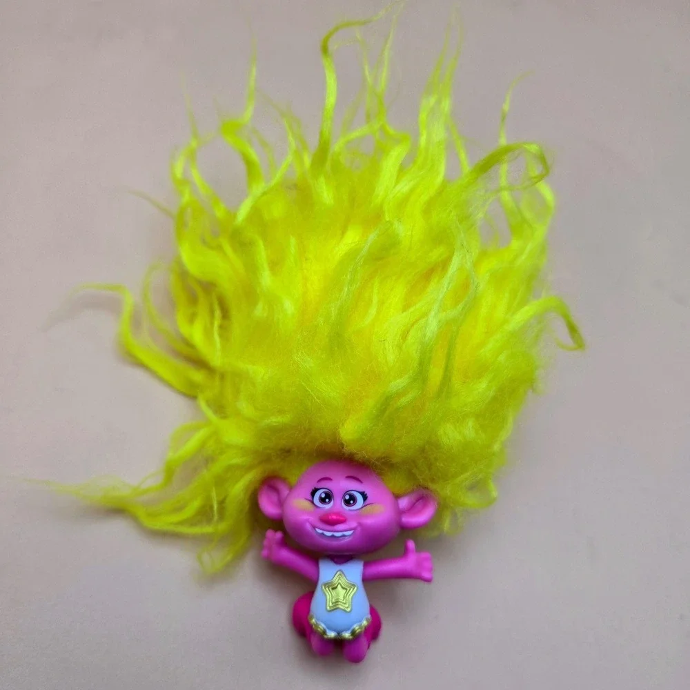 Mattel Trolls Band Together Viva Small Doll Yellow Hair Clip‎ On Figure HPP55